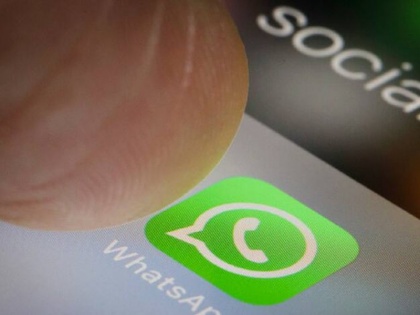 WhatsApp Updates: list of 4 Call waiting, Dark Mode and more Upcoming Feature In WhatsApp | Whatsapp में जल्द आ रहे हैं ये धांसू फीचर्स, चैटिंग में आएगा डबल मजा
