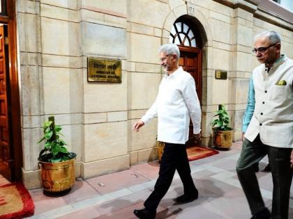 Who is Vinay Mohan Kwatra India next ambassador to US 11 things about him Indian Foreign Services officer 1988 batch Taranjit Sandu retired in January 2024 | Who is Vinay Mohan Kwatra: कौन हैं विनय क्वात्रा, अमेरिका में भारत के अगले राजदूत होंगे, जानिए उनके बारे में 11 बातें