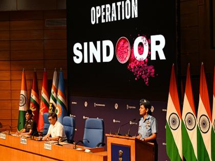 Pakistan increasing troop deployment along border says Wing Commander Vyomika Singh | India-Pakistan Conflict: पाकिस्तान बढ़ा रहा है सीमा पर अपनी सेना की तैनाती, विंग कमांडर व्योमिका सिंह ने साझा की अहम जानकारी Pakistan increasing troop deployment along border says Wing Commander Vyomika Singh | India-Pakistan Conflict: पाकिस्तान बढ़ा रहा है सीमा पर अपनी सेना की तैनाती, विंग कमांडर व्योमिका सिंह ने साझा की अहम जानकारी