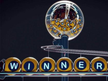 Indian wins Dh 10 million in raffle draw in UAE | यूएई में भारतीय ने लॉटरी में जीते 27.2 लाख अमेरिकी डॉलर