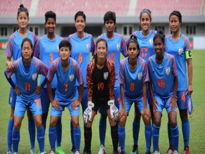 Olympic qualifiers: Indian women's football team bows out after 3-3 draw with Myanmar | म्यांमार से ड्रॉ खेलकर ओलंपिक क्वालिफायर्स से बाहर हुई भारतीय महिला फुटबॉल टीम