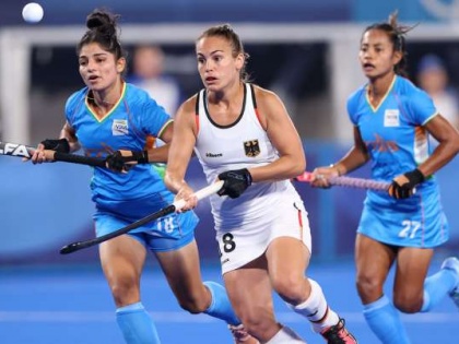 Tokyo Olympics Women's hockey Fighting India lose 0-2 against Rio bronze medallist Germany | भारतीय महिला हॉकी टीम की तोक्यो ओलंपिक में लगातार दूसरी हार, कांस्य पदक विजेता जर्मनी ने 2-0 से हराया