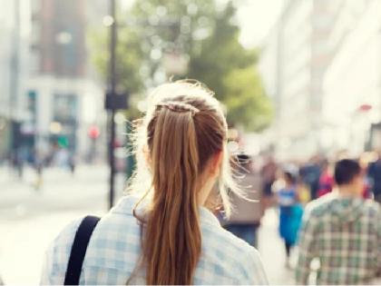 International Women Day 2025 Every woman should keep these 5 apps in her phone which can be useful for you in every problem | International Women's Day 2025: हर महिला को अपने फोन में रखने चाहिए ये 5 ऐप, जो हर मुसीबत में आ सकते है आपके काम