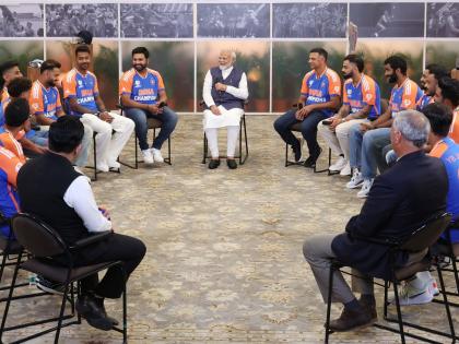 Team India's T20 World Cup Victory Parade In Mumbai LIVE PM narendra Modi meet winner asked questions Prime Minister shared video and photo | World Cup winning Team India: विजयी विश्व तिरंगा प्यारा..., टी-20 विश्वकप विजेता से मिले पीएम मोदी, पूछे कई सवाल, प्रधानमंत्री ने शेयर किया वीडियो और फोटो