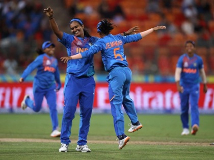 Women IPL Auction 2023 mukesh ambani gautam adani Harmanpreet Kaur 1-8 Crore Smriti Mandhana 3-2, Crore Jemimah Rodrigues 2-20 crore see list | Women IPL Auction 2023: रोड्रिग्स, शेफाली, पूजा, ऋचा और मंधाना से पीछे रह गईं हरमनप्रीत, कई खिलाड़ी मालामाल, भारतीय खिलाड़ी की बल्ले-बल्ले