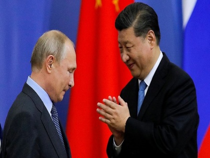 Chinese President Xi Jinping Calls on Russian President Vladimir Putin to 'Talk' on Ukraine Slay | चीनी राष्ट्रपति शी जिनपिंग ने रूसी राष्ट्रपति व्लादिमीर पुतिन को दी यूक्रेन मसले पर 'बातचीत' की सलाह