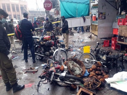 blast in lahore's anarkali bazaar 3 killed and 20 others injured | लाहौर के अनारकली बाजार में बड़ा विस्फोट; तीन लोगों की मौत, 20 घायल, पुलिस ने की घेराबंदी