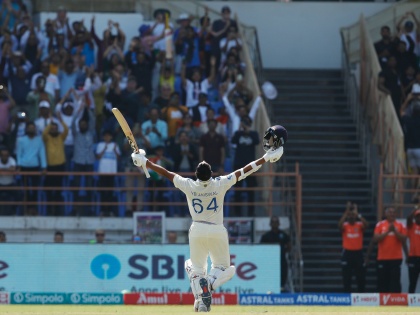 IND vs ENG Live Score Updates, 3rd Test Day 4 India lead by 556 runs India 430-4 declared England needs 557 runs to win in Rajkot see video Partnership of 172 in 158 balls, Yashasvi and Sarfaraz broke the English bowler to death, 20 fours and 15 sixes | IND vs ENG Score Updates: इंग्लैंड के सामने 557 रन का लक्ष्य, 158 गेंद में 172 की साझेदारी, यशस्वी और सरफराज ने अंग्रेज बॉलर को दम तक तोड़ा, 20 चौके और 15 छक्के