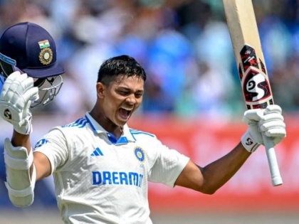 ICC Test Rankings 2024 Yashasvi Jaiswal breaks into top-20 broke into top-20 rising 14 spots to 15th in batting charts back-to-back double-centuries ongoing series against England | ICC Test Rankings 2024: विशाखापत्तनम और राजकोट में दोहरा शतक, 22 वर्षीय खिलाड़ी ने किया कमाल, टेस्ट रैंकिंग के शीर्ष -20 में शामिल, देखें लिस्ट