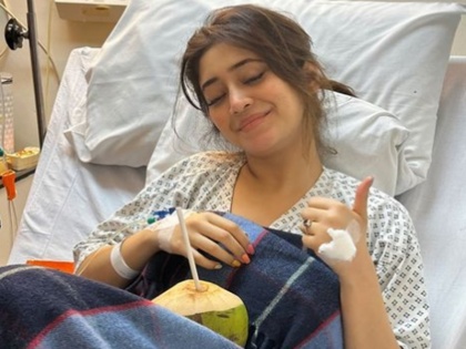 tv Actress Shivangi Joshi hospitalized due to kidney infection | 'ये रिश्ता क्या कहलाता है' फेम अभिनेत्री शिवांगी जोशी अस्पताल में हुईं भर्ती, इंस्टा पर तस्वीर शेयर कर बीमारी का किया खुलासा