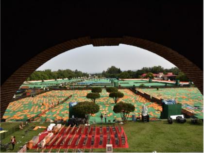 international yoga day 2018 narendra modi dehradun live and all highlights and updates | अंतरराष्ट्रीय योग दिवस 2018: आज हिमालय की गोद में 50 हजार लोगों के साथ योग करेंगे PM मोदी 