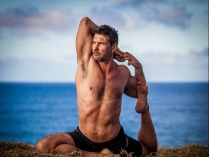 Best yoga poses to better posture, weight loss, musicales and bone pain | मांसपेशियों और हड्डियों के दर्द से राहत पाने, तेजी से मोटापा घटाने के लिए करें ये 8 योगासन