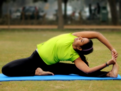 Yoga to reduce belly fat | पेट के मोटापे से छुटकारा पाने के लिए रोजाना 2 से 3 मिनट करें ये आसान योगासन
