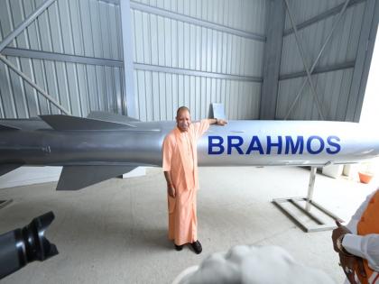 UP News: CM Yogi said- What is Brahmos, ask the people of Pakistan | UP News: सीएम योगी ने कहा- ब्रह्मोस क्या है, पाकिस्तान वालों से पूछो