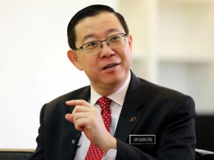 Former Malaysia's finance minister faces charges again in bribery case | मलेशिया के पूर्व वित्त मंत्री पर रिश्वत मामले में फिर से लगे आरोप