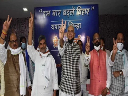 yashwant sinha take entry in bihar politics targeted nitish kumar | यशवंत सिन्हा की बिहार के रास्ते राजनीति में एक बार फिर एंट्री, नीतीश कुमार पर जमकर निशाना साधा