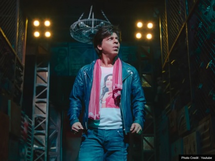 Zero trailer will be release on Shah Rukh Khan birthday | Zero: शाहरुख़ खान का बर्थडे होगा और भी ज्यादा स्पेशल क्योंकि इस दिन किंग खान करने वाले हैं धमाल