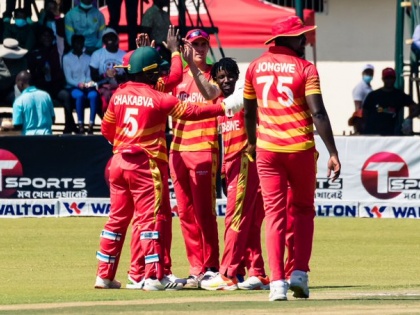 Zimbabwe vs Bangladesh won 105 runs 2017 Zimbabwe series ends 2-1 Sikandar Raza Player of the Series record 10th wicket partnership | Zimbabwe vs Bangladesh: 2017 के बाद जिंबाब्वे टीम ने वनडे सीरीज 2-1 से जीती, बांग्लादेश ने अंतिम मैच में 105 रन से हराया, ये खिलाड़ी बना प्लेयर ऑफ द सीरीज