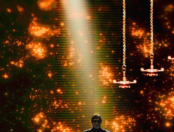 amitabh bachchan is Celebrating Diwali 2022 | amitabh-bachchan-is-celebrating-diwali-2022 | Latest bollywood Photos at Lokmatnews.in