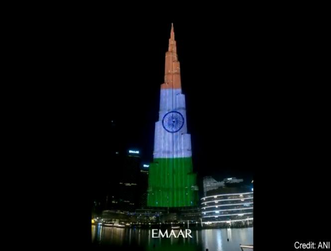 Burj Khalifa in tricolor photos | burj-khalifa-in-tricolor-photos | Latest india Photos at Lokmatnews.in