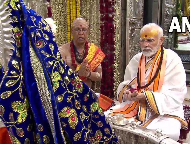 PM Modi in Ujjain Mahakal temple | pm-modi-in-ujjain-mahakal-temple | Latest india Photos at Lokmatnews.in