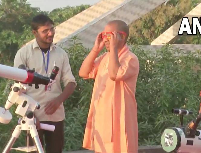 surya grahan cm yogi adityanath | surya-grahan-cm-yogi-adityanath | Latest india Photos at Lokmatnews.in