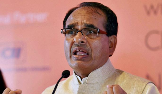 Madhya Pradesh EXIT POLLS: Narendra Modi and Amit Shah didn't support Shivraj Singh Chauhan in Mp Assembly election 2018 | EXIT POLLS: एमपी में शिवराज सिंह चौहान के हार का कारण हैं उनके अपने ही लोग, जानिए कौन है जिम्मेवार? Madhya Pradesh EXIT POLLS: Narendra Modi and Amit Shah didn't support Shivraj Singh Chauhan in Mp Assembly election 2018 | EXIT POLLS: एमपी में शिवराज सिंह चौहान के हार का कारण हैं उनके अपने ही लोग, जानिए कौन है जिम्मेवार?