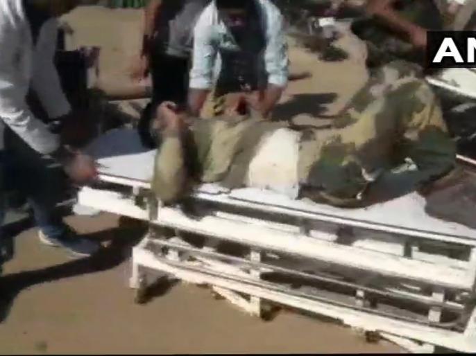 Chhattisgarh: Naxalites in Bijapur blast in landmine, five security personnel injured | छत्तीसगढ़: बीजापुर में नक्सलियों ने बारूदी सुरंग में किया विस्फोट, पांच सुरक्षाकर्मी घायल Chhattisgarh: Naxalites in Bijapur blast in landmine, five security personnel injured | छत्तीसगढ़: बीजापुर में नक्सलियों ने बारूदी सुरंग में किया विस्फोट, पांच सुरक्षाकर्मी घायल