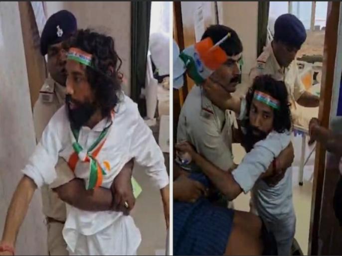 तिरंगा यात्रा में शामिल होने से रोके गए महतो, अस्पताल में हंगामा