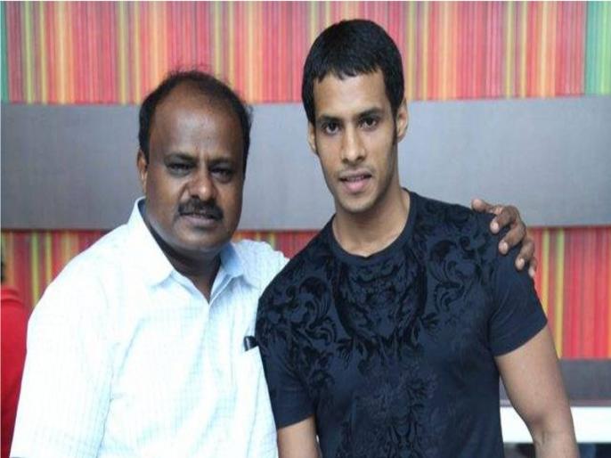 hd kumaraswamy son nikhil will fight lok sabha election from Mandya constituency | कर्नाटक CM कुमारस्वामी के बेटे निखिल की राजनीति में एंट्री, मांड्या लोकसभा सीट से लड़ेंगे चुनाव hd kumaraswamy son nikhil will fight lok sabha election from Mandya constituency | कर्नाटक CM कुमारस्वामी के बेटे निखिल की राजनीति में एंट्री, मांड्या लोकसभा सीट से लड़ेंगे चुनाव