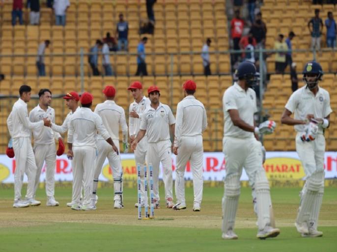india vs afghanistan only test 1st day match report murali vijay dhawan hits century | IND Vs AFG Test: पहले दिन छाए धवन और मुरली विजय, राशिद की फिरकी नहीं कर सकी कोई कमाल india vs afghanistan only test 1st day match report murali vijay dhawan hits century | IND Vs AFG Test: पहले दिन छाए धवन और मुरली विजय, राशिद की फिरकी नहीं कर सकी कोई कमाल