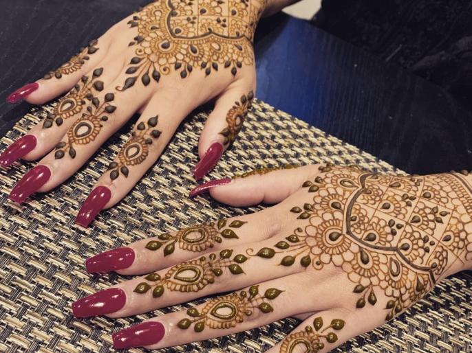 Karwa Chauth Mehndi Design: करवा चौथ पर हाथों में सजाने वाली हैं पिया के  नाम की मेहंदी, देखें ये लेटेस्ट डिजाइन