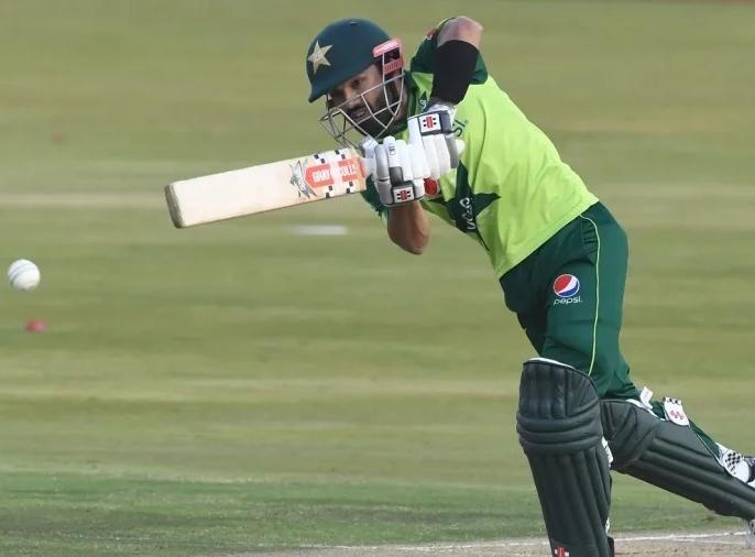Mohammad Rizwan unbeaten 82 and Qadir three-for seal it for Pakistan | ZIM vs PAK: मोहम्मद रिजवान की धमाकेदार बल्लेबाजी,पाकिस्तान ने जिम्ब्वावे को 11 रन से हराया Mohammad Rizwan unbeaten 82 and Qadir three-for seal it for Pakistan | ZIM vs PAK: मोहम्मद रिजवान की धमाकेदार बल्लेबाजी,पाकिस्तान ने जिम्ब्वावे को 11 रन से हराया