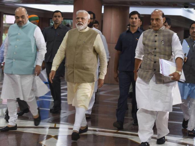 वंदे मातरम् पर कांग्रेस का फैसला राष्ट्र-विरोधी: राजनाथ