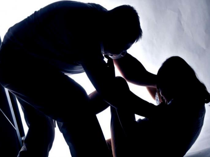 Maharashtra: 17-year-old minor murdered after rape in Pune | महाराष्ट्रः पुणे में 17 वर्षीय नाबालिग की रेप के बाद हत्या Maharashtra: 17-year-old minor murdered after rape in Pune | महाराष्ट्रः पुणे में 17 वर्षीय नाबालिग की रेप के बाद हत्या