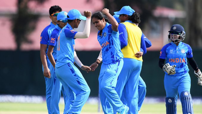 U19 Women's T20 WC: स्कॉटलैंड को 83 रन से हराकर सुपर सिक्स में टीम इंडिया,  जीत की हैट्रिक के साथ ग्रुप डी में छह अंक लेकर शीर्ष पर, देखें प्वाइंट टेबल  |