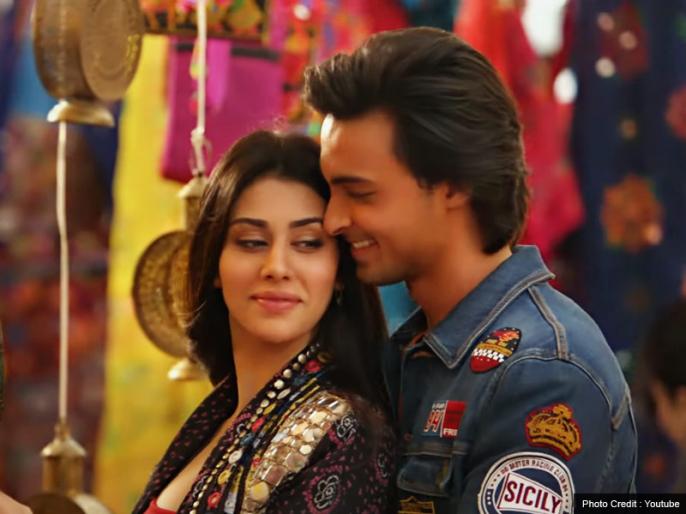 Loveyatri is Winning Hearts during Navratri 2018 | DESIblitz