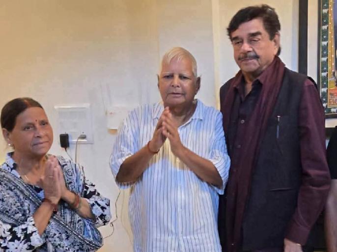 शत्रुघ्न सिन्हा ने लालू यादव से की मुलाकात, सियासी हलचल तेज