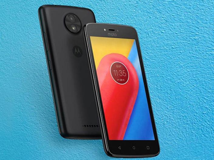 Moto C |